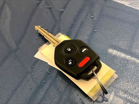 Used 2018 Subaru Crosstrek 2.0i Premium image 9