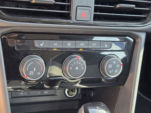 Used 2024 Volkswagen Taos S image 19