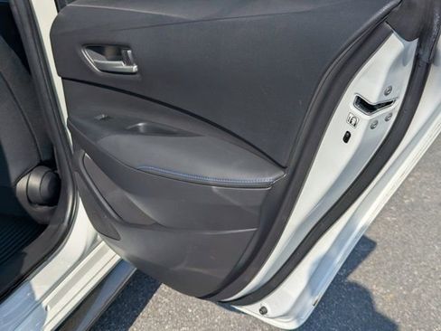 Used 2022 Toyota Corolla SE image 15