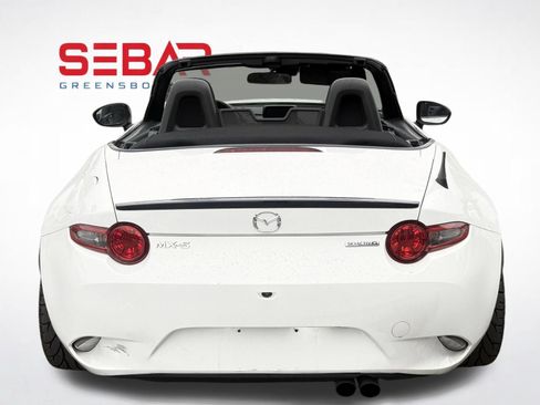 Used 2020 MAZDA MX-5 Miata Sport RWD image 15