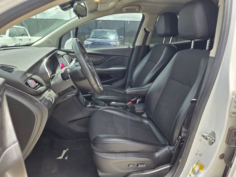 Used 2018 Buick Encore Preferred FWD image 10
