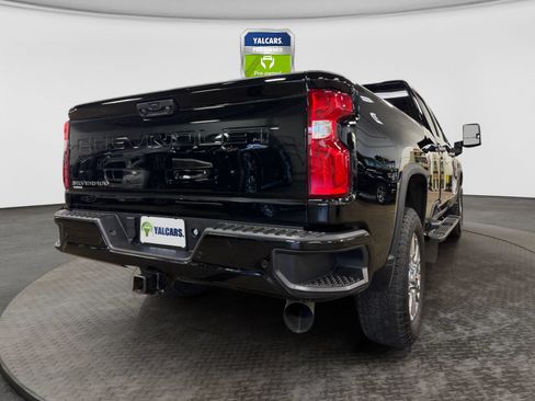 Used 2024 Chevrolet Silverado 3500 High Country w/ High Country Premium Package AWD/4WD image 10