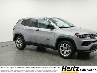 Used 2025 Jeep Compass Latitude video 1