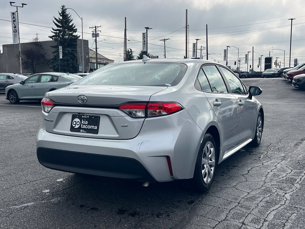 Used 2025 Toyota Corolla LE FWD image 7