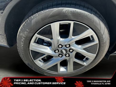 Used 2025 Cadillac Optiq Luxury 2 w/ LPO, Floor Liner Package AWD/4WD image 21