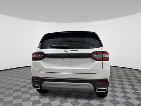 New 2025 Honda Pilot Elite image 4