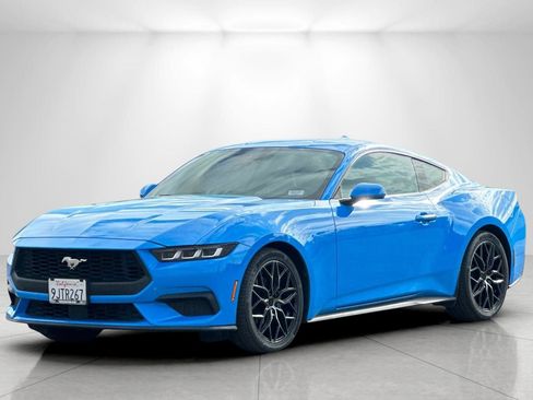 Used 2024 Ford Mustang Coupe RWD image 7