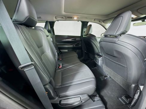 Certified 2026 INFINITI QX60 Luxe w/ Cargo Package image 37