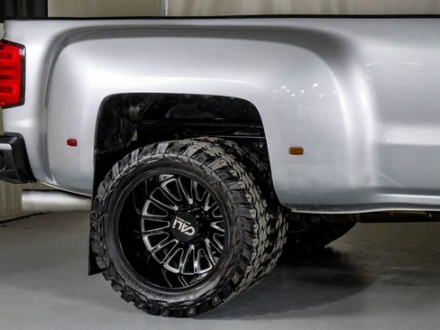 Used 2018 GMC Sierra 3500 Denali w/ Duramax Plus Package image 6