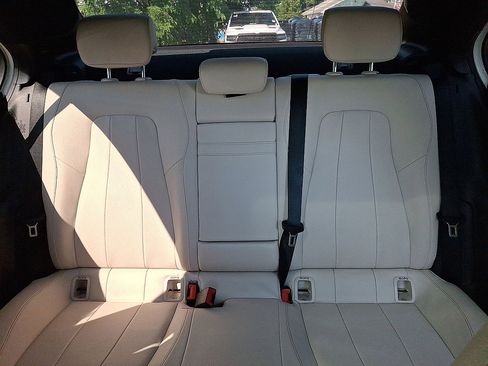 Used 2019 Mercedes-Benz A 220 image 13
