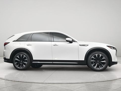New 2026 MAZDA CX-90 Plug-In Hybrid w/ Premium Plus image 26