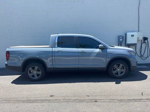 Used 2023 Honda Ridgeline RTL image 2