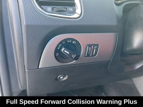 Used 2019 Dodge Durango R/T w/ Technology Group image 38