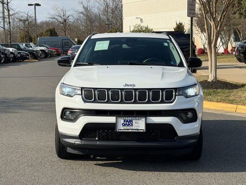 Certified 2022 Jeep Compass Latitude image 4