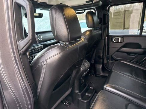 Used 2021 Jeep Wrangler Unlimited Sahara w/ Dual Top Group AWD/4WD image 26