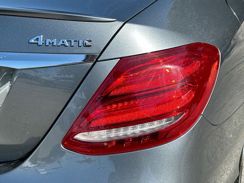 Used 2020 Mercedes-Benz E 450 4MATIC Sedan image 33