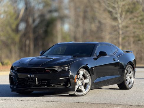 Used 2019 Chevrolet Camaro SS image 7