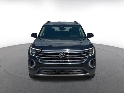 Used 2026 Volkswagen Atlas SE FWD image 4