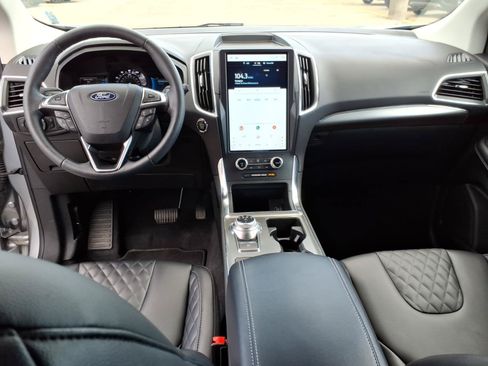Used 2024 Ford Edge Titanium AWD/4WD image 13