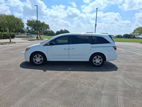 Used 2011 Honda Odyssey EX-L image 3