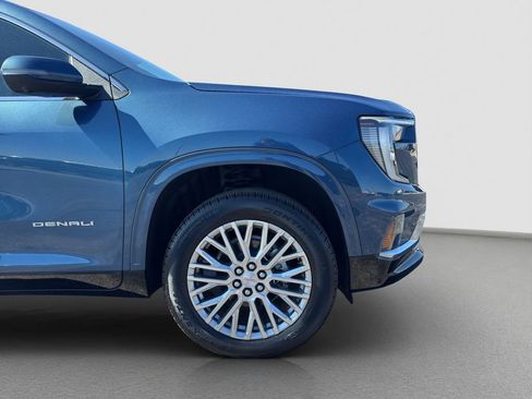 New 2026 GMC Acadia Denali w/ Super Cruise Package FWD image 23