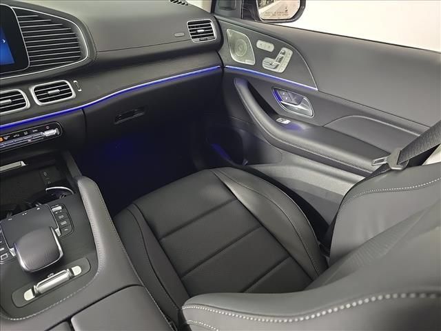 Used 2026 Mercedes-Benz GLS 450 4MATIC image 26