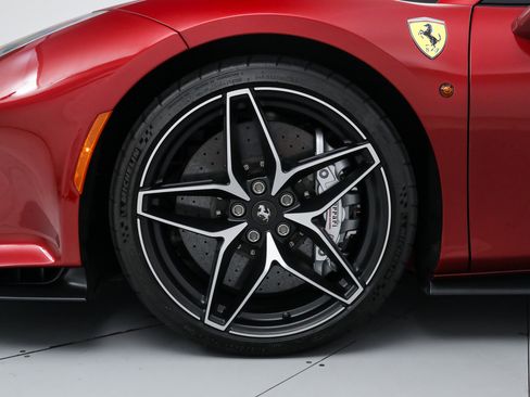 Certified 2019 Ferrari 488 Pista Spider RWD image 39