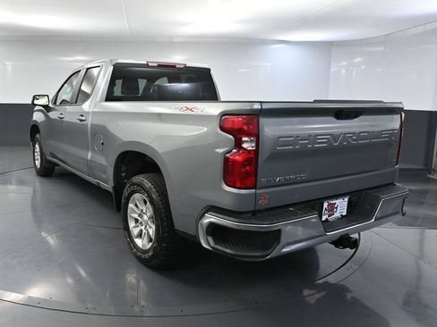 Used 2023 Chevrolet Silverado 1500 LT AWD/4WD image 9