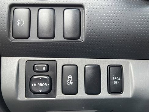 Used 2010 Toyota Tacoma 4x4 Access Cab V6 image 15