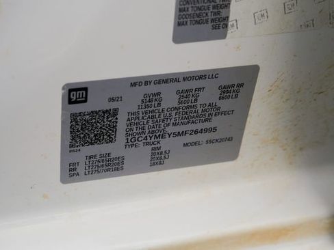 Used 2021 Chevrolet Silverado 2500 Custom w/ Custom Value Package image 52