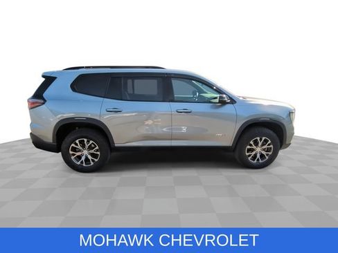 Used 2024 GMC Acadia AT4 w/ Luxury Package AWD/4WD image 10