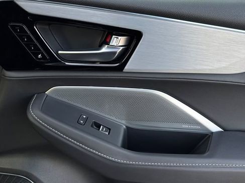 Used 2025 Acura MDX Technology Package image 22