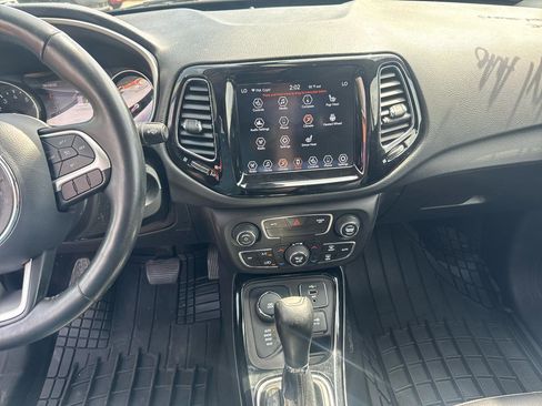 Used 2019 Jeep Compass Limited AWD/4WD image 10