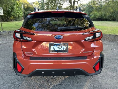 Used 2025 Subaru Crosstrek 2.0i Premium image 7