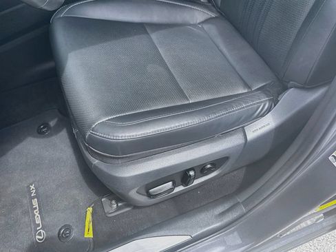 Used 2024 Lexus NX 250 FWD w/ Towing Package (2000 Lbs) image 21