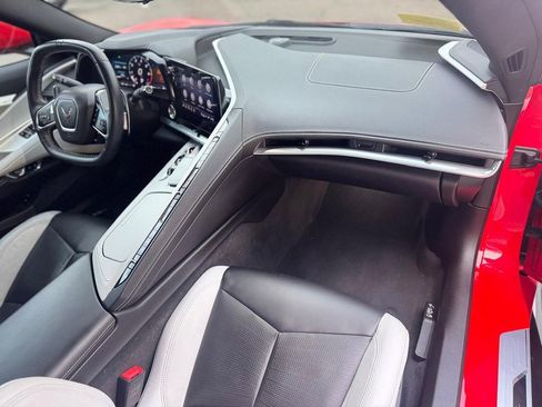 Used 2021 Chevrolet Corvette Stingray Preferred Cpe w/ 2LT image 19