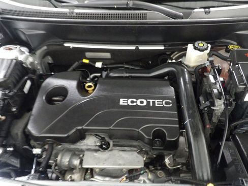 Used 2021 Chevrolet Equinox LT FWD image 23