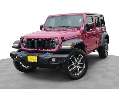 Used 2024 Jeep Wrangler Unlimited w/ LED Headlamp & Fog Lamp Group
