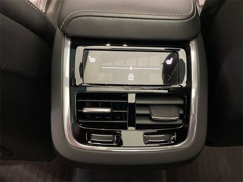 Used 2020 Volvo XC60 T6 Inscription image 23