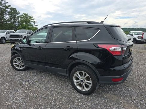 Used 2018 Ford Escape SEL w/ Ford Safe & Smart Package FWD image 4