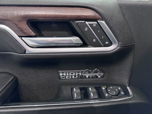 Certified 2023 Chevrolet Silverado 1500 High Country w/ High Country Premium Package image 26
