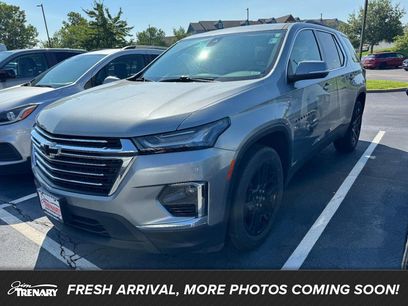 Used 2023 Chevrolet Traverse LT