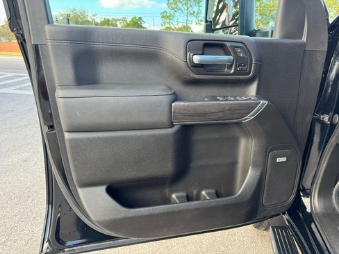 Used 2022 Chevrolet Silverado 3500 LTZ w/ LTZ Premium Package image 34