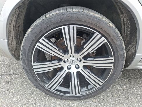 Certified 2023 Volvo XC90 T8 Plus w/ Protection Package Premier image 13