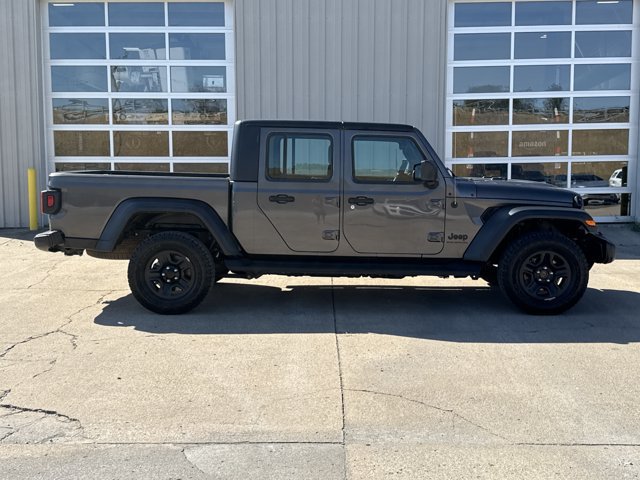 Used 2023 Jeep Gladiator Sport w/ Trailer Tow Package AWD/4WD image 2