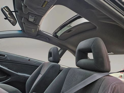 Used 2004 Honda Civic EX image 16
