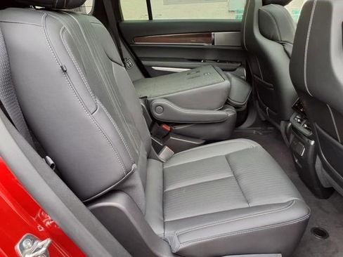 New 2026 Cadillac Vistiq Luxury image 22