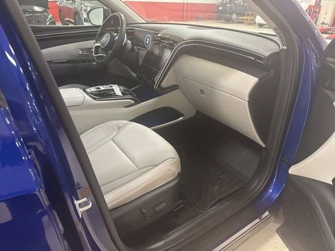 Used 2023 Hyundai Tucson Limited AWD/4WD image 12
