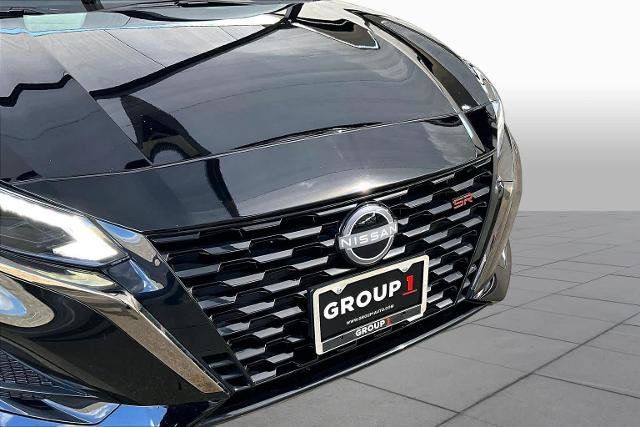 Certified 2025 Nissan Altima 2.5 SR w/ SR Premium Package FWD image 30