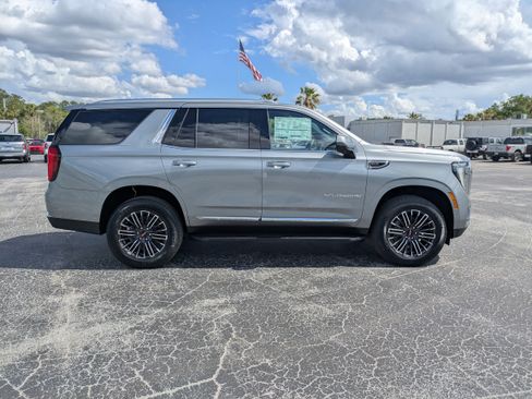 New 2026 GMC Yukon Elevation RWD image 3